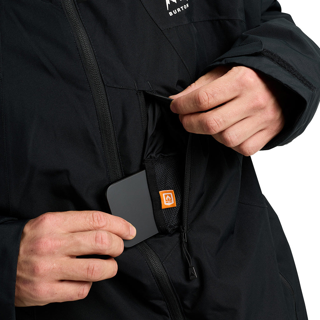 Reserve 2L Jacket - True Black