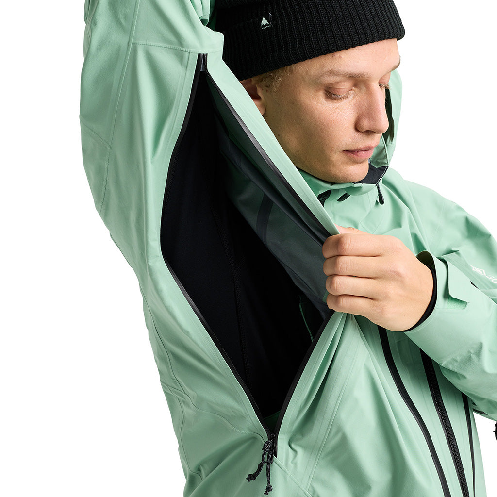 [ak] Hover GORE‑TEX C-Knit 3L Jacket - Soft Sage