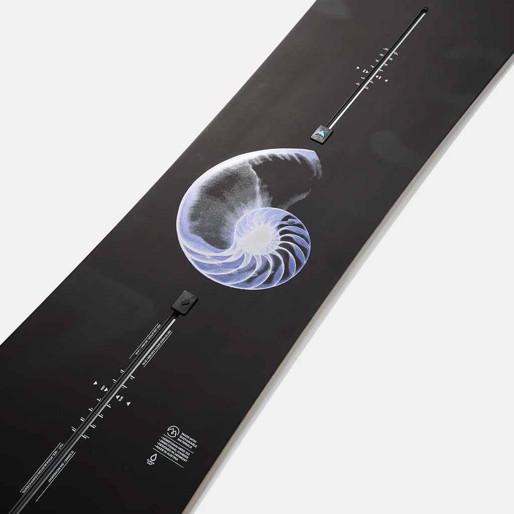 Family Tree Hometown Hero Snowboard - X-Ray