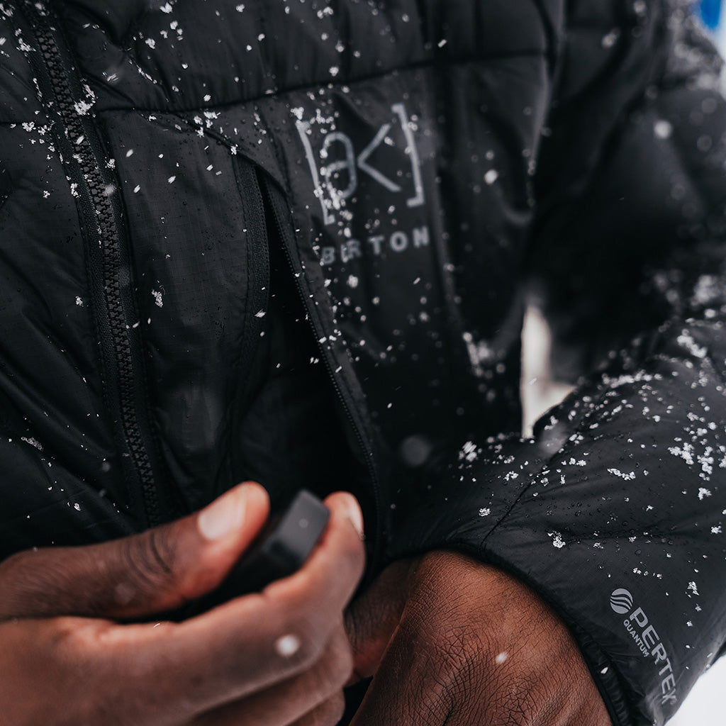 [ak] Baker Down Hooded Jacket True Black