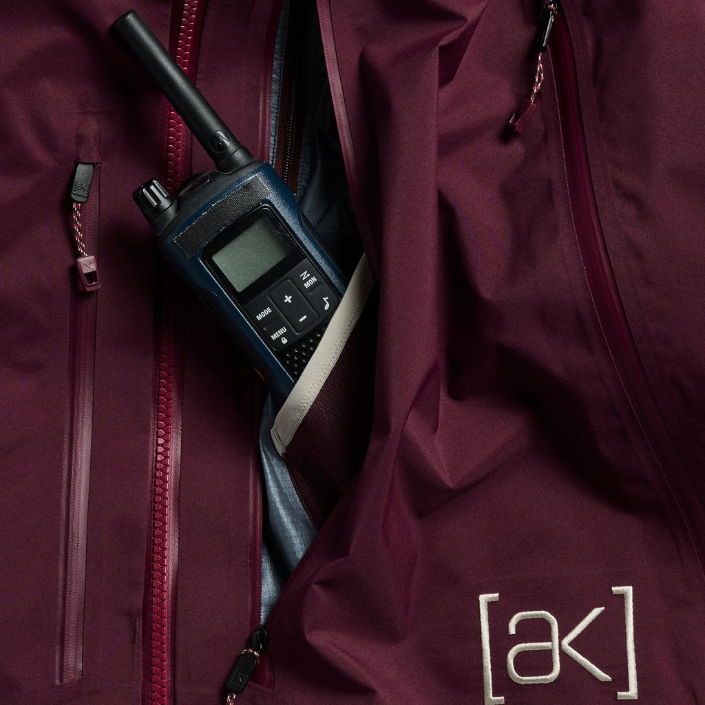 [ak] Acamar GORE-TEX PRO 3L Jacket - Rum Raisin