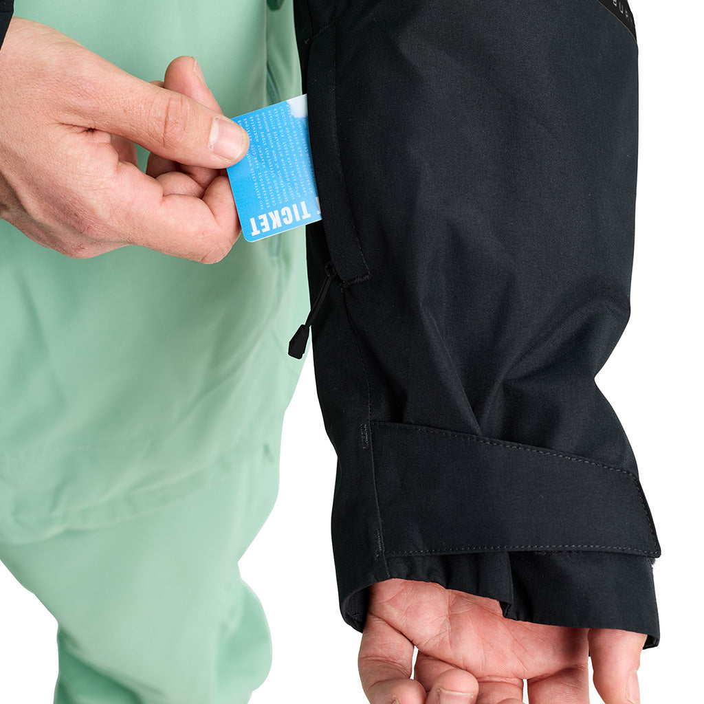 Reserve 2L Jacket - Soft Sage / True Black