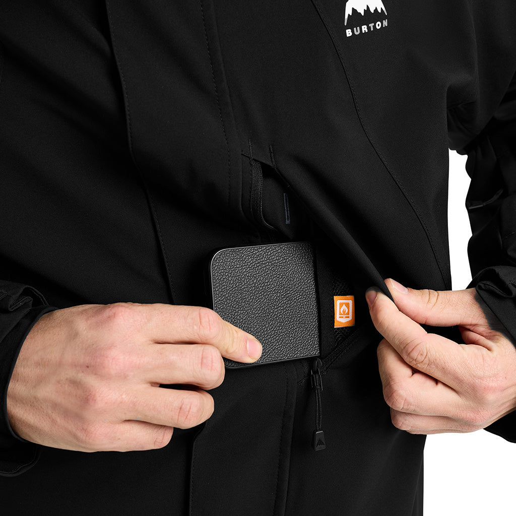 Reserve 2L Stretch Jacket - True Black