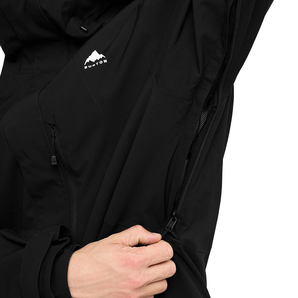 Reserve 2L Stretch Jacket - True Black