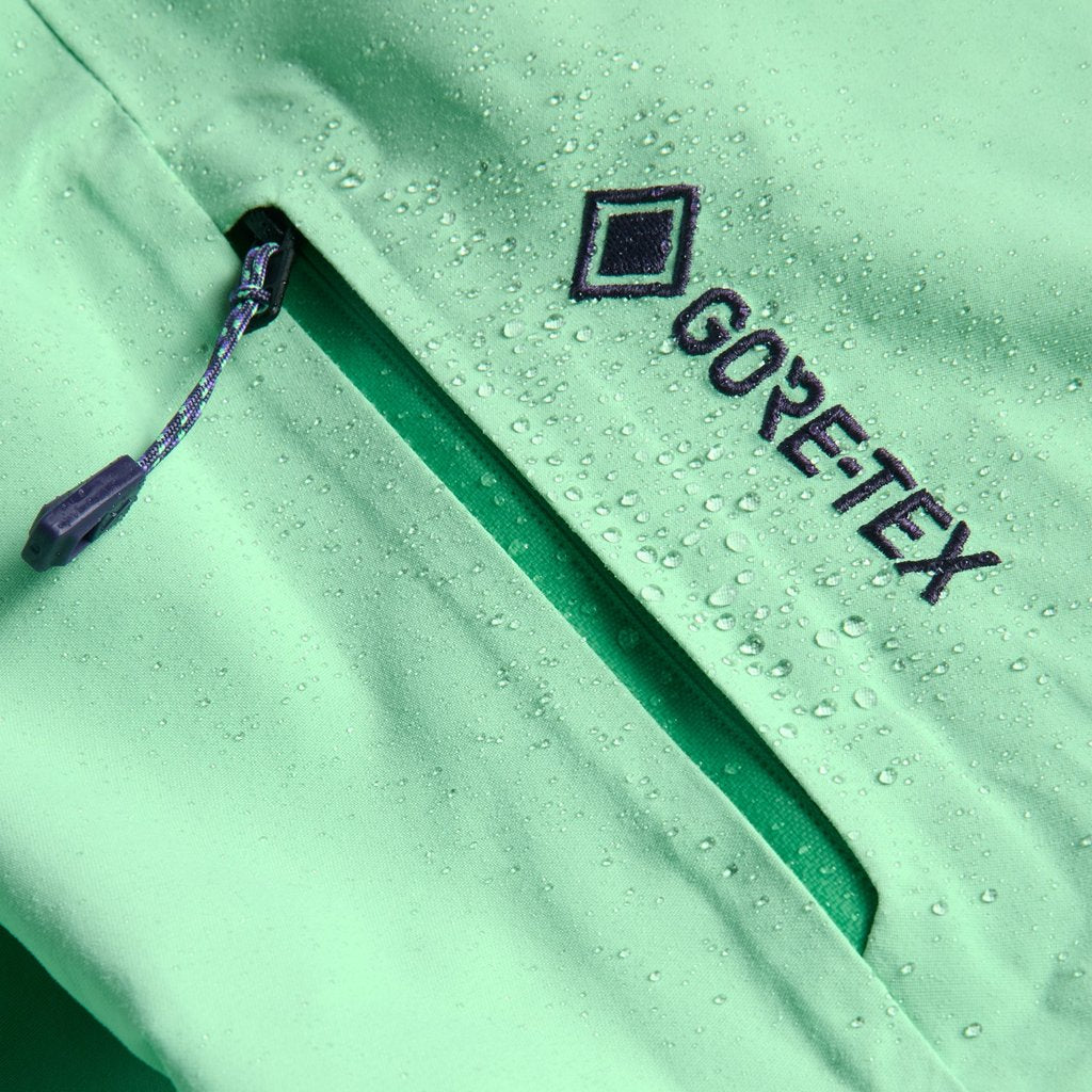 [ak] Cyclic GORE-TEX 2L Jacket - Green Voltage