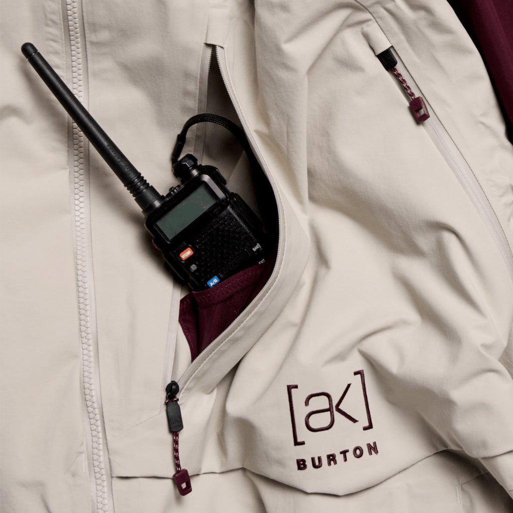[ak] Cyclic GORE-TEX 2L Jacket - Rum Raisin/Chinchilla Gray