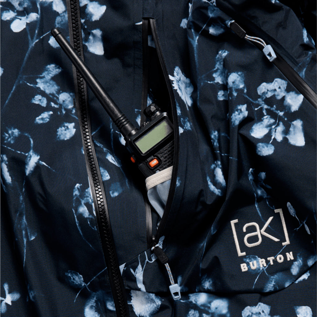 Wms [ak] Cyclic GORE-TEX 2L Jacket - Cyanotype Floral